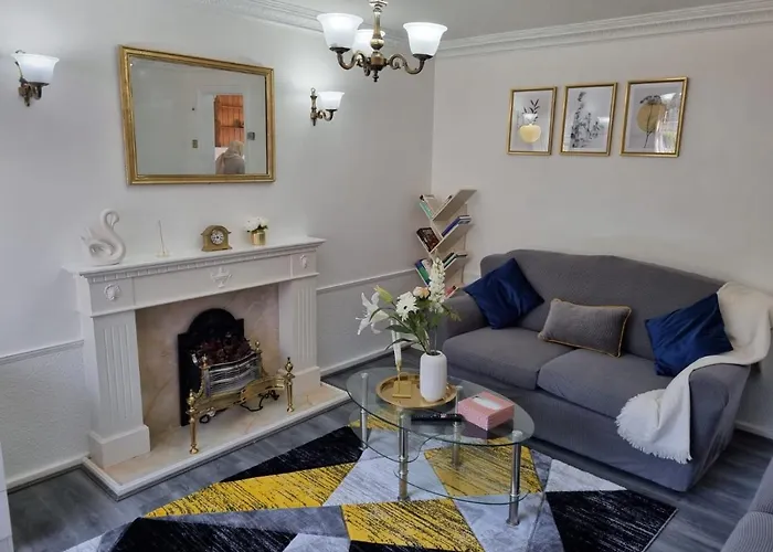 Modern&elegant W/ Netflix&parking *