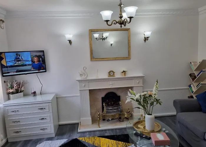 Modern&elegant W/ Netflix&parking Maison d'hôtes Leeds (West Yorkshire)