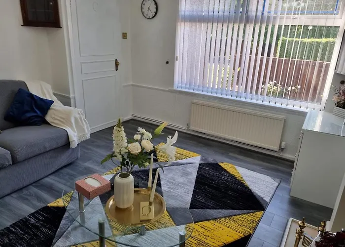 Modern & Elegant W/ Netflix And Parking Konukevi